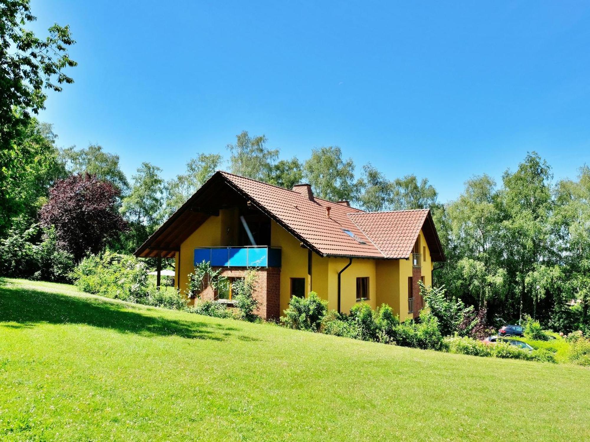 Nieheim Natur-Ferienpark מראה חיצוני תמונה